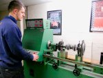 Crank balancing machine